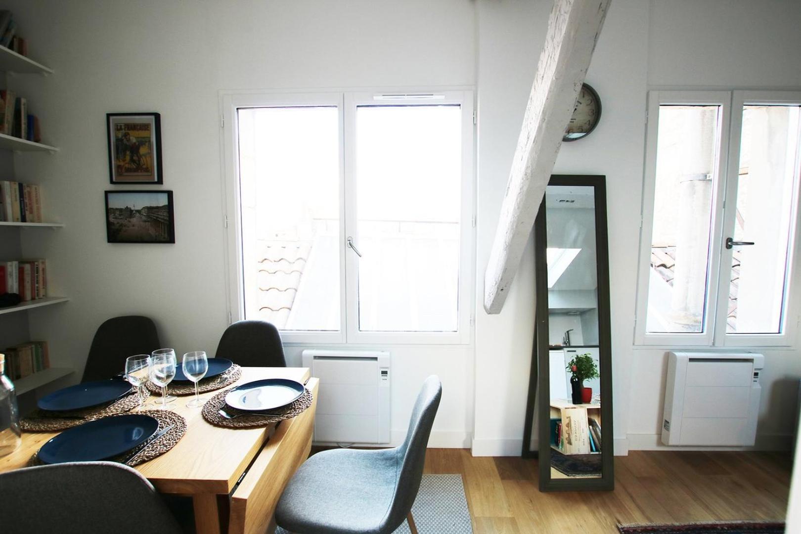 בורדו Guestready - Sunny Attic Apt Near Grand Theatre מראה חיצוני תמונה