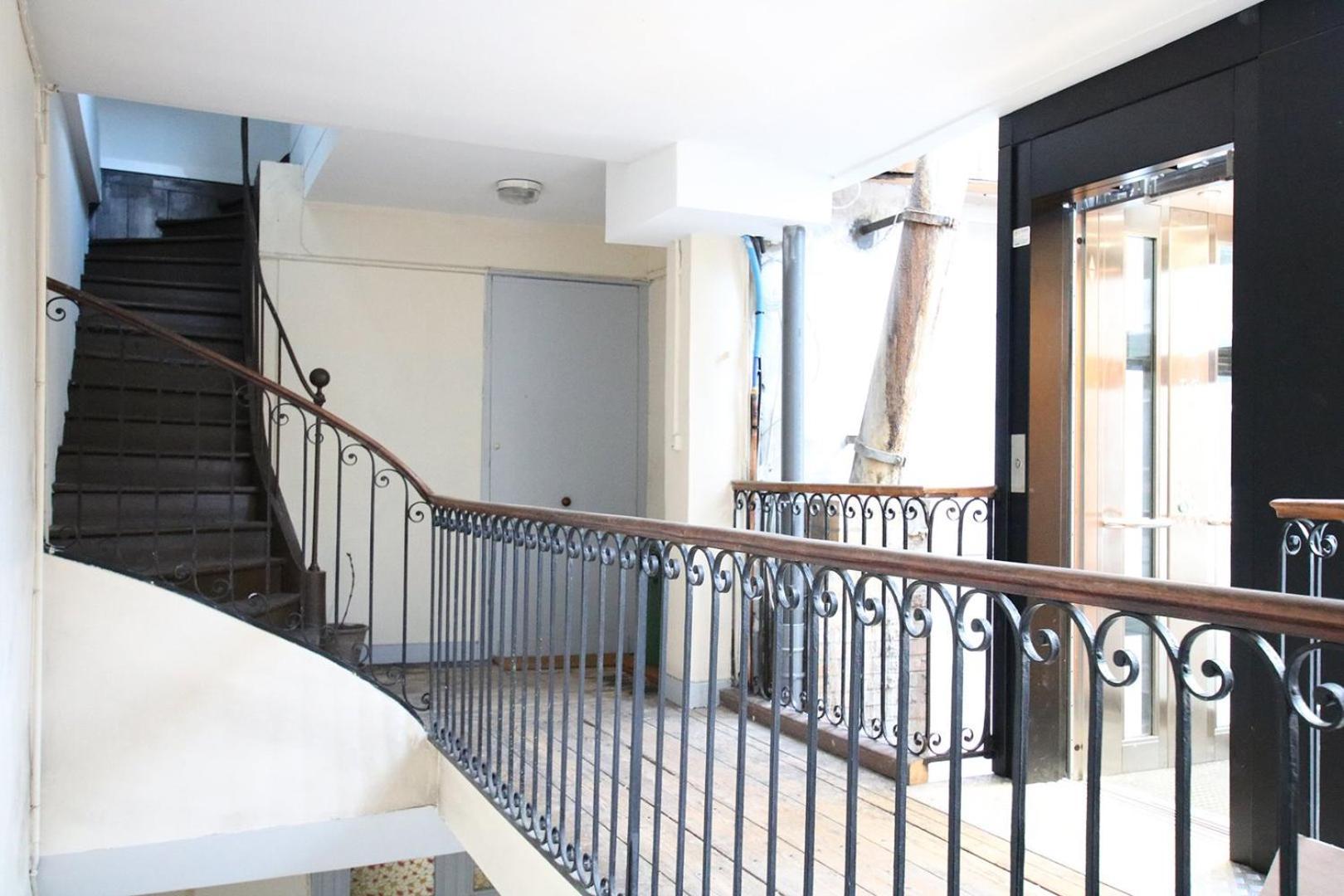 בורדו Guestready - Sunny Attic Apt Near Grand Theatre מראה חיצוני תמונה